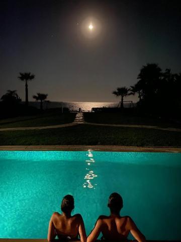 Ionion Beachfront Villa Ayia Napa Exteriör bild