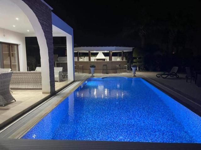 Ionion Beachfront Villa Ayia Napa Exteriör bild